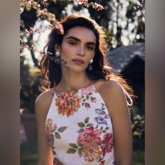 Reformation’s sold out Selina linen dress in Giverny - Picture 6 of 6